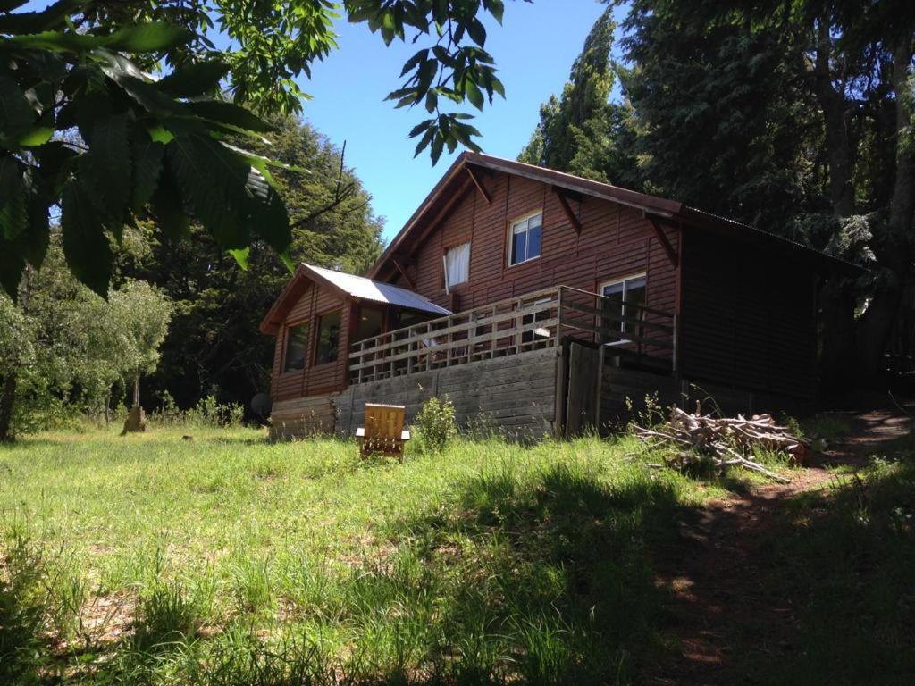 Casa de campo con costa de lago Hostal San Carlos de Bariloche Exterior foto