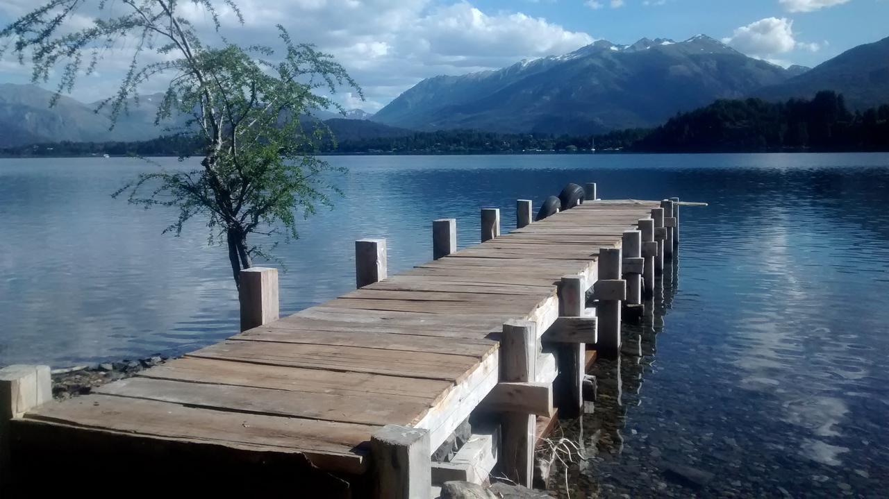 Casa de campo con costa de lago Hostal San Carlos de Bariloche Exterior foto